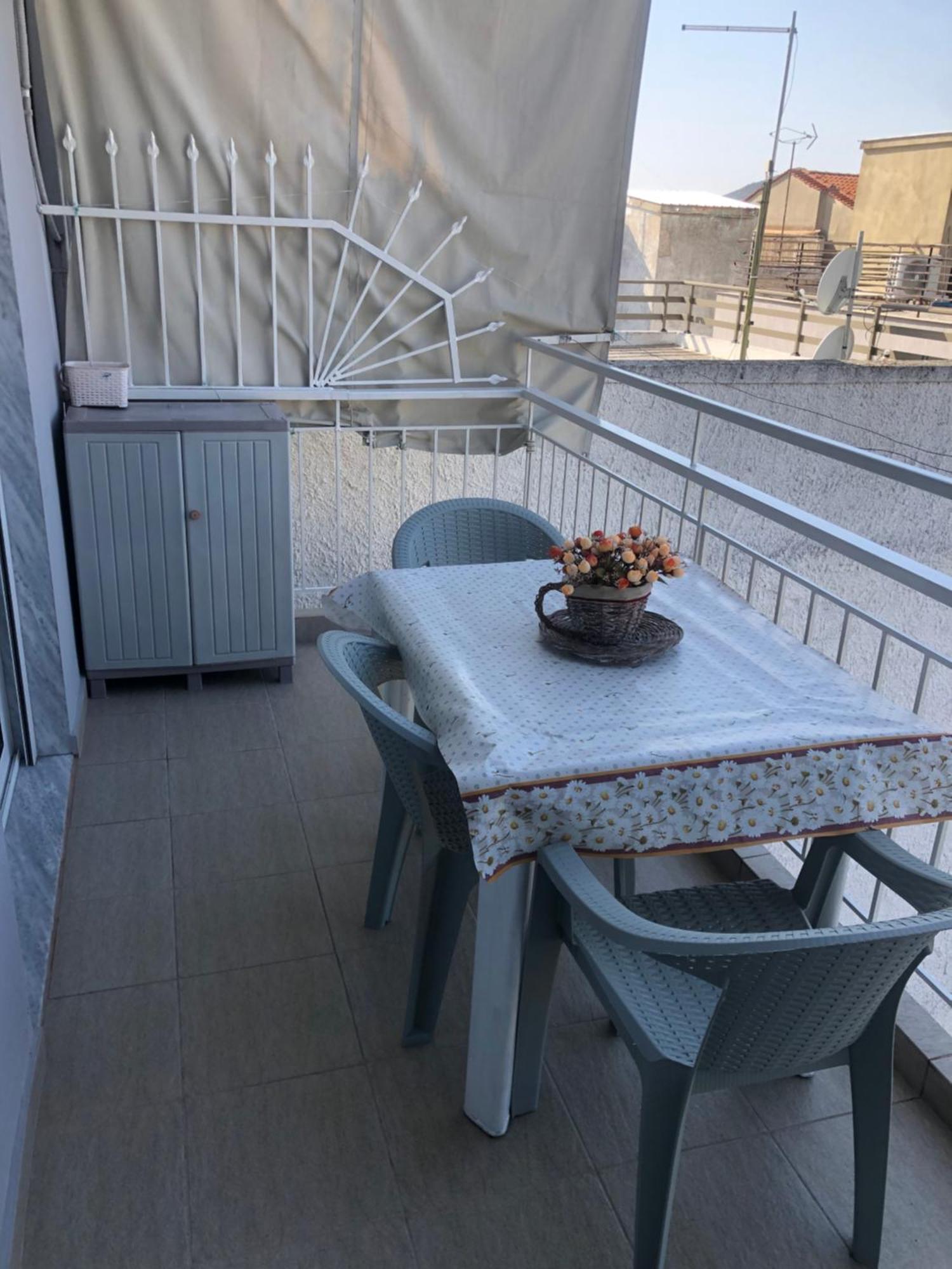 Nikos Rooms Nea Peramos  Ngoại thất bức ảnh