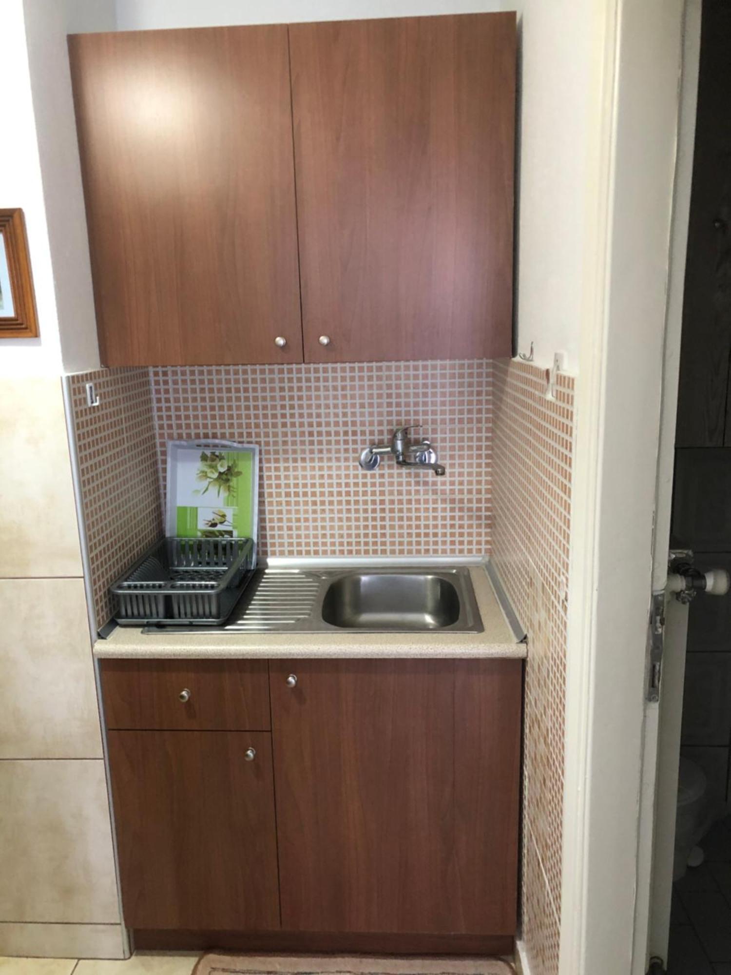 Nikos Rooms Nea Peramos  Ngoại thất bức ảnh